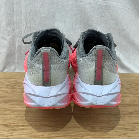 Asics Novablast 4 Sheet Rock/White/Pink Running Shoes Women’s Size 10 - Picture 5 of 10